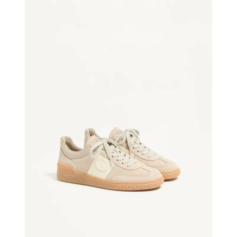 Valentino Upvillage