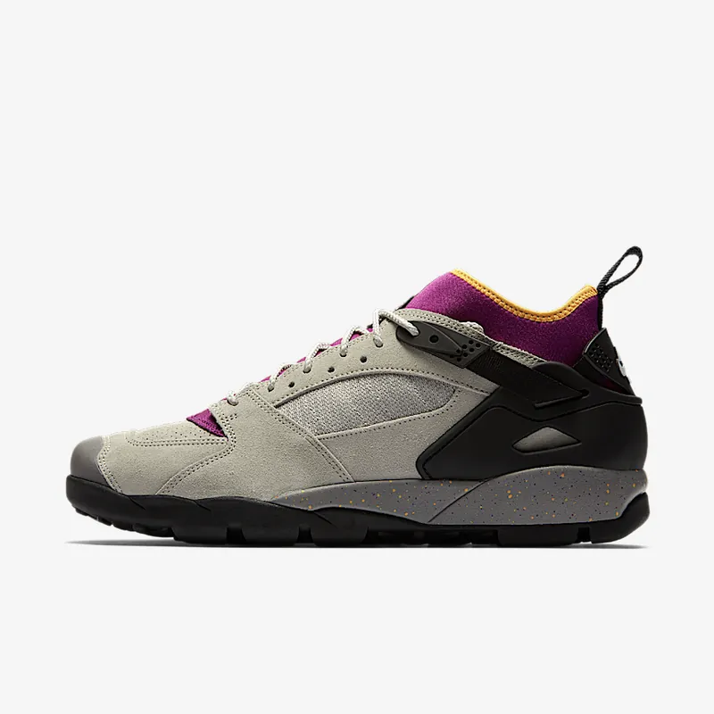 Nike 에어 레바더치