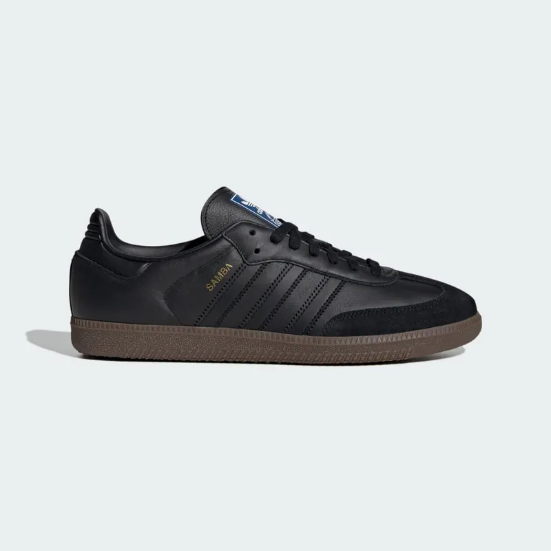 Adidas Core Black/Core Black/Gum