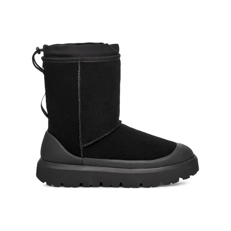 UGG Classic Short Weather Hybrid