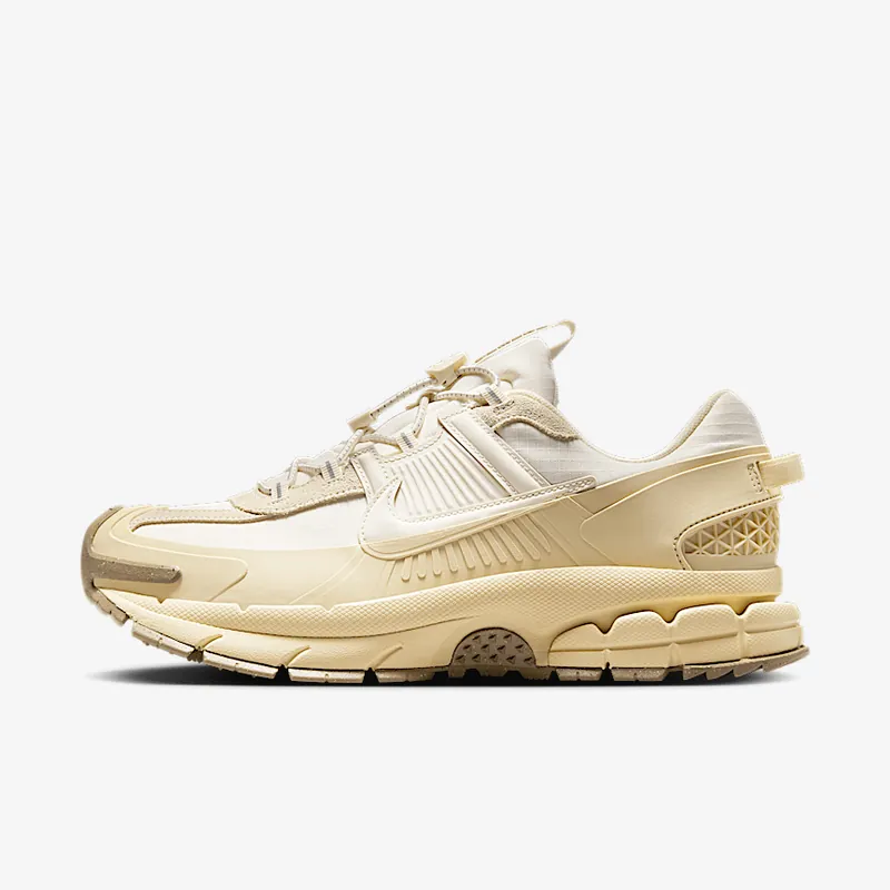 Nike 줌 보메로 로암