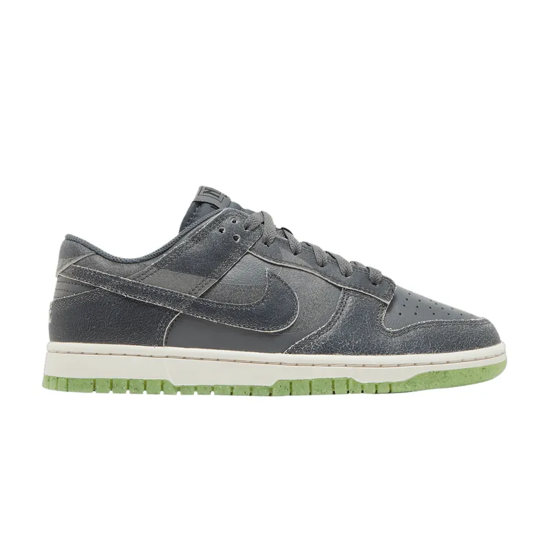Nike s Dunk Low SE 'Halloween - Cauldron
