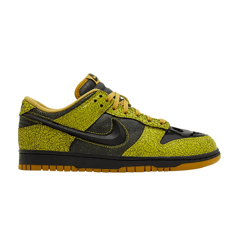 Nike s Dunk Low 'Halloween Skull