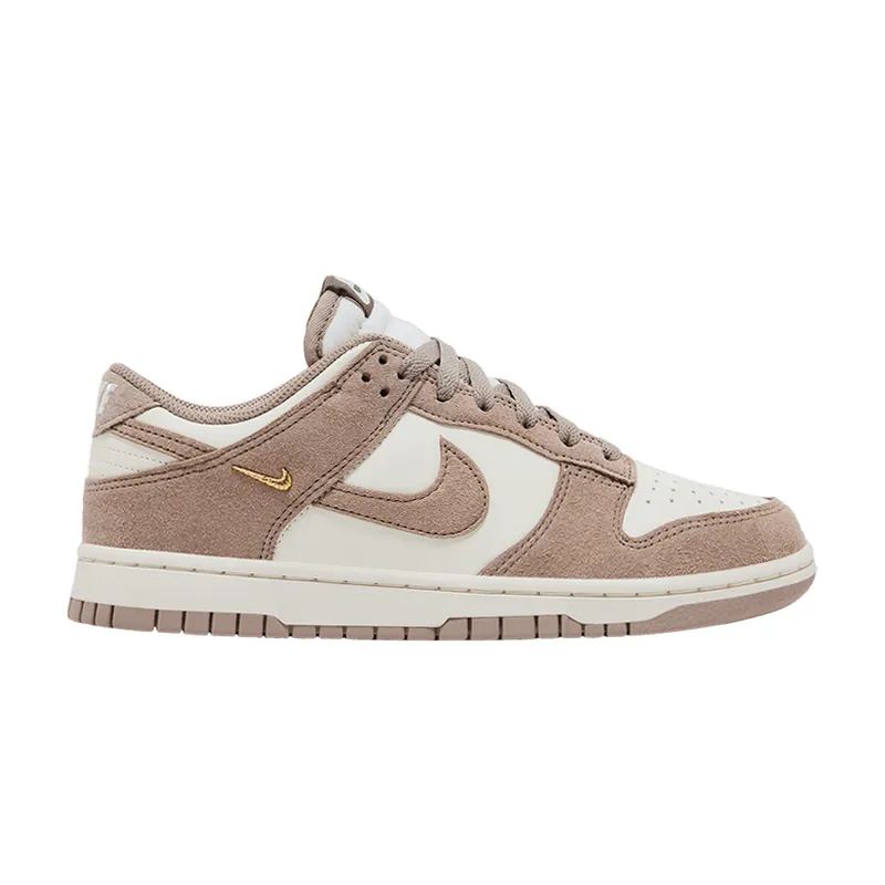 Nike s Dunk Low 'Malt Mini Swoosh