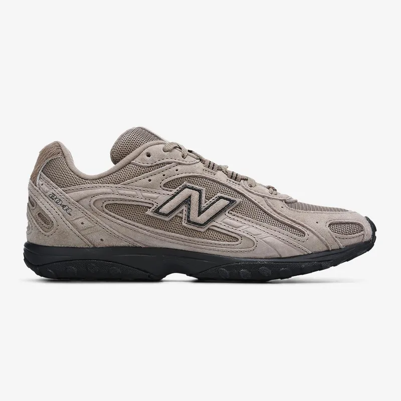 New Balance 204L