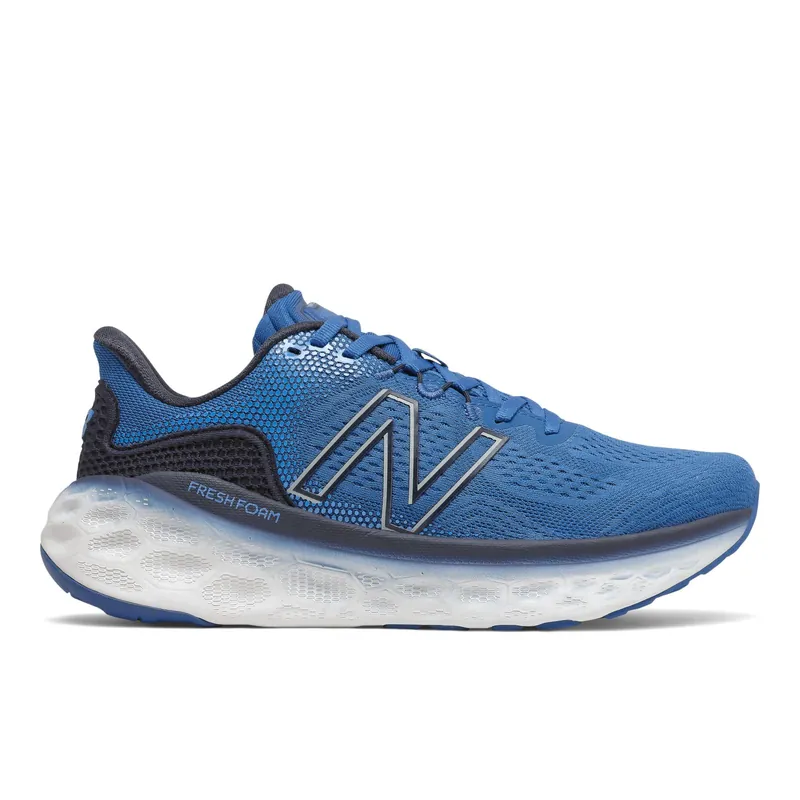 New Balance 프레시폼 모어 v3