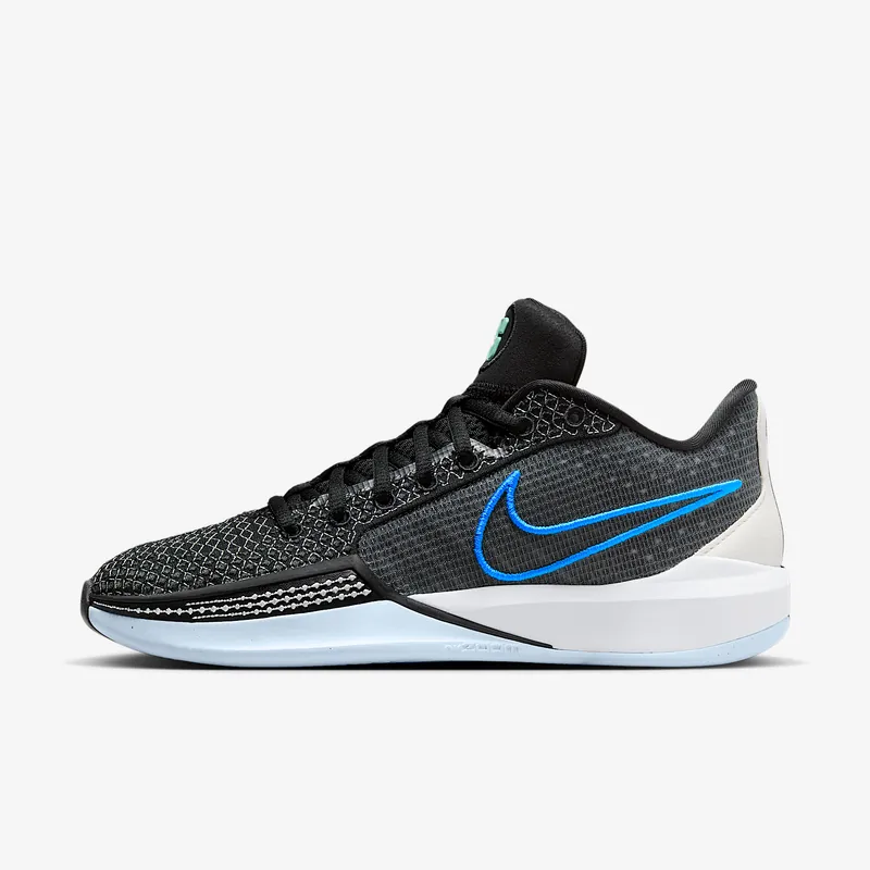 Nike 사브리나 1