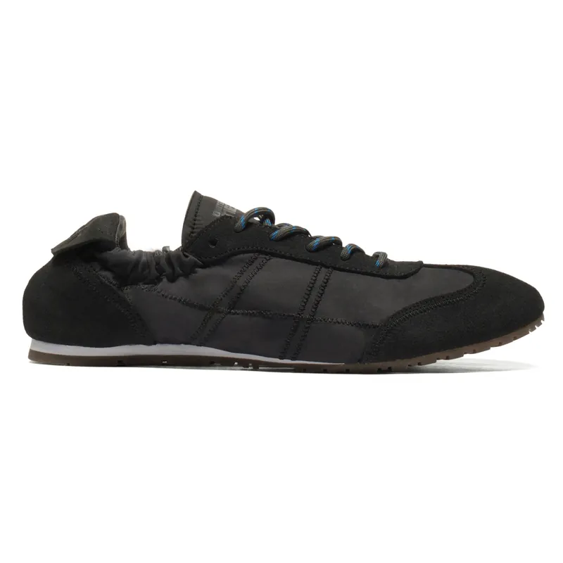 Onitsuka Tiger Black / Black