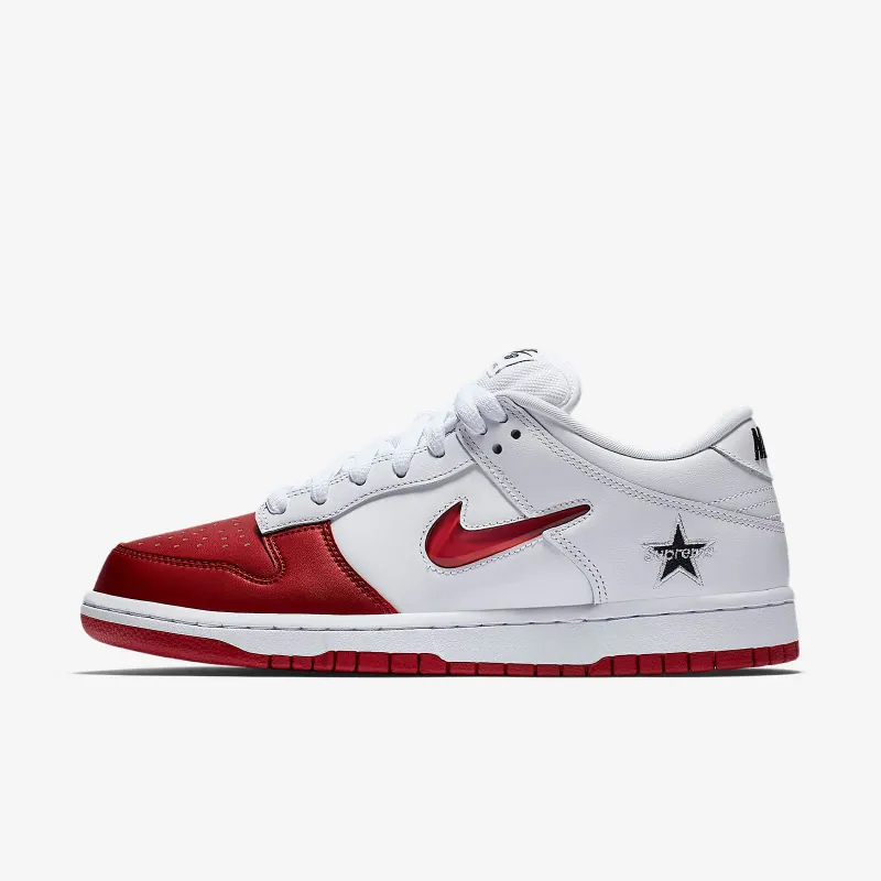 Nike × Supreme SB 덩크 로우 슈프림