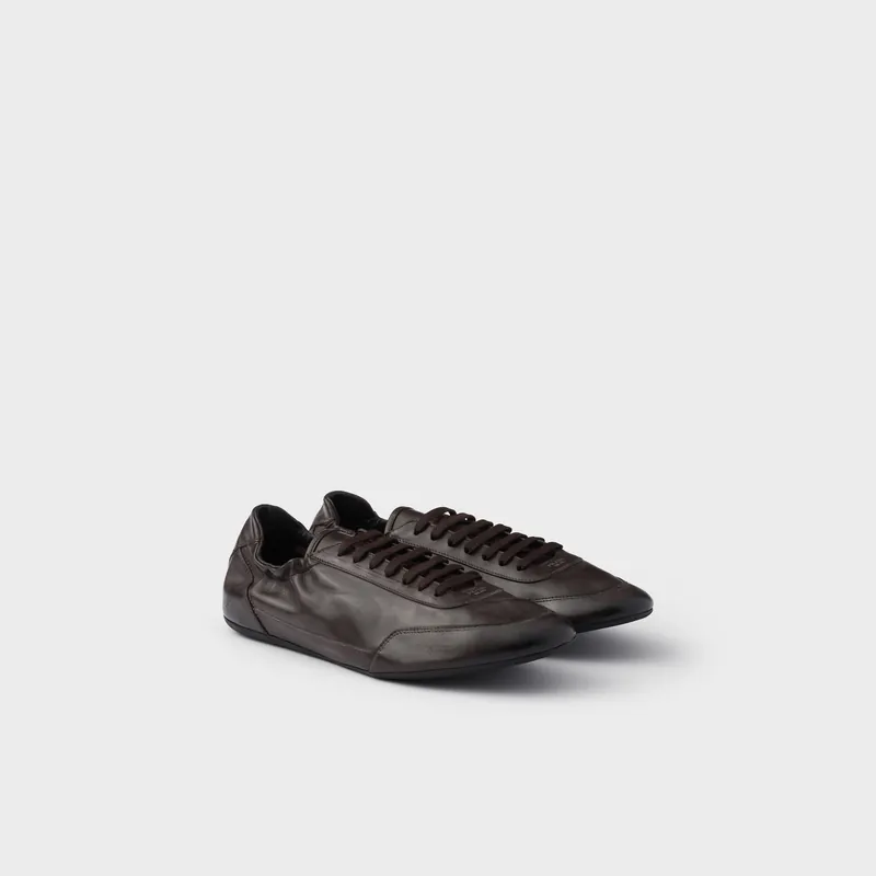 Dark Brown/Black