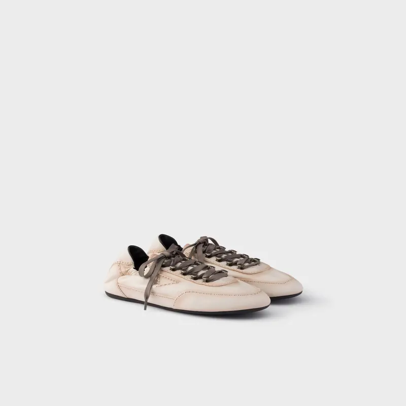 Chalk White/Oak/Black