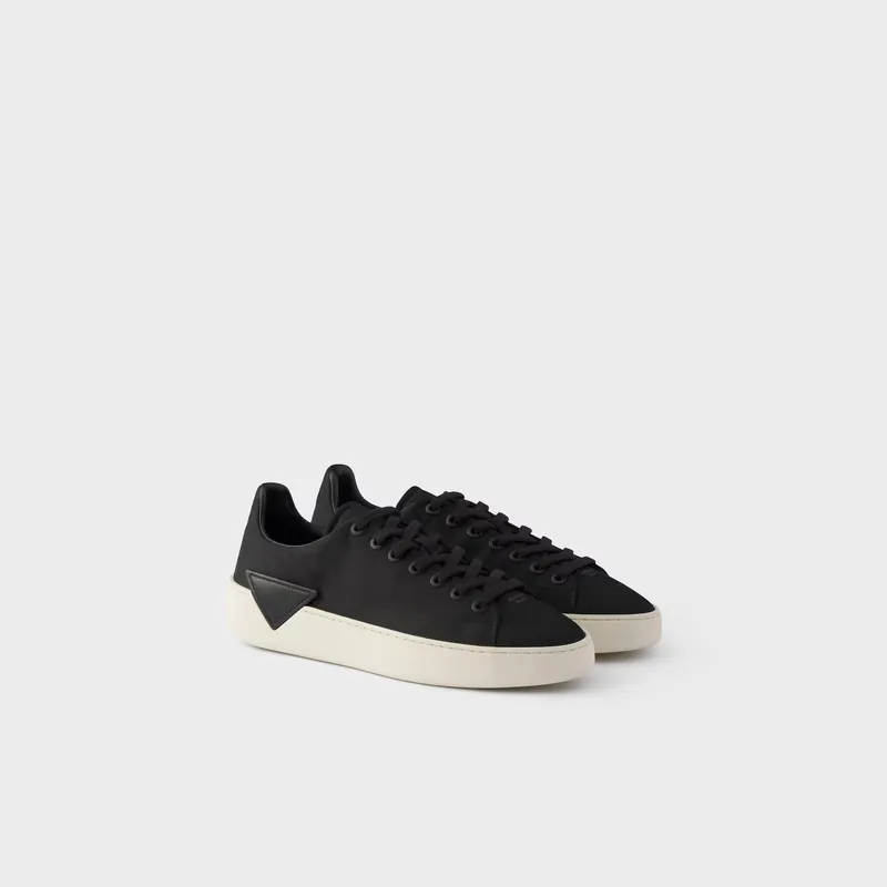 Black/Pearl Gray/Pineapple/Olive Green