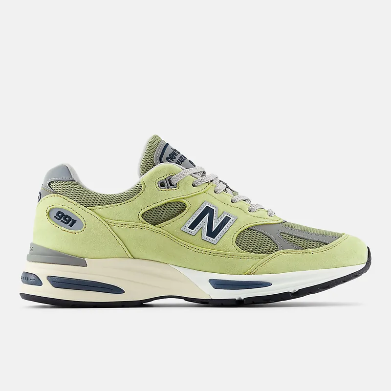 New Balance 991v2