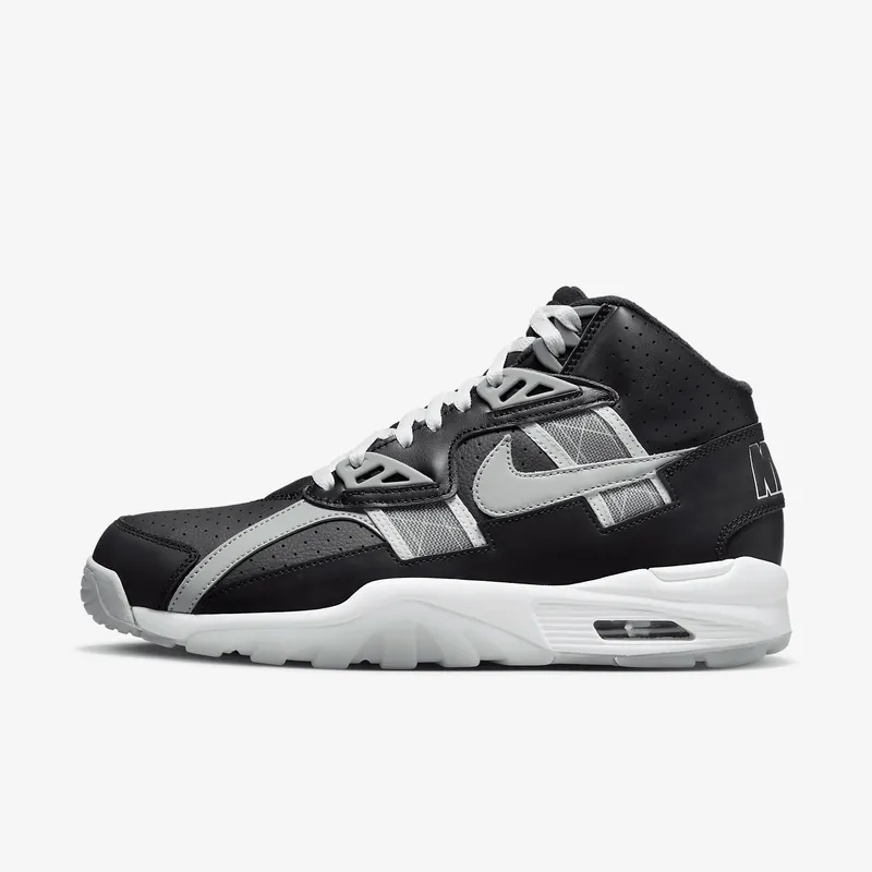 Nike 에어 트레이너 SC