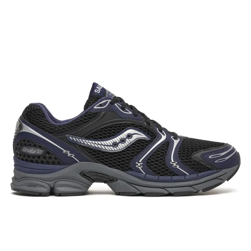 Saucony 프로그리드 트라이엄프 4