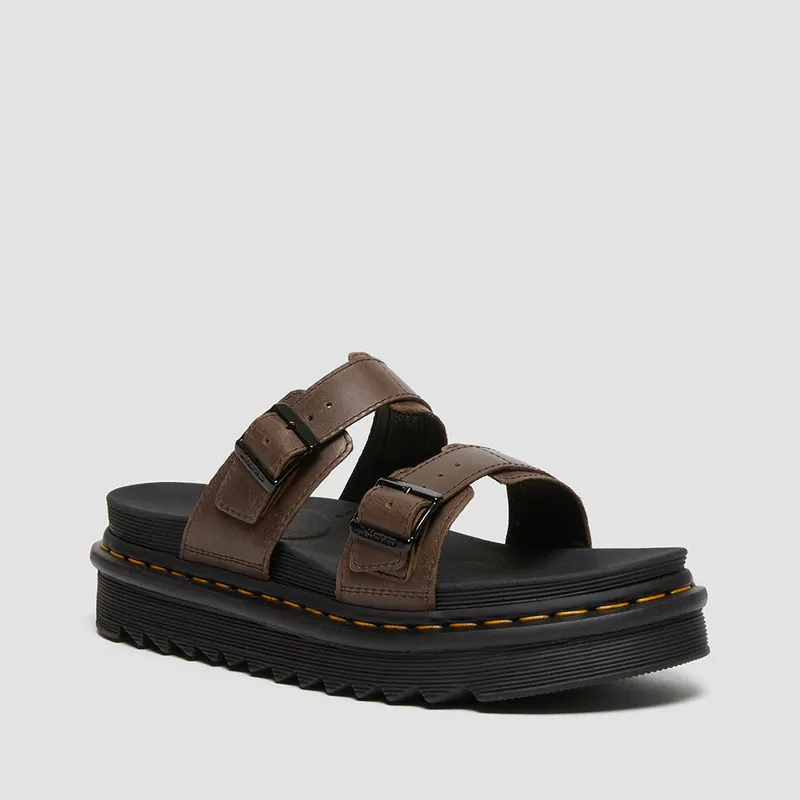 Dr. Martens 마일즈