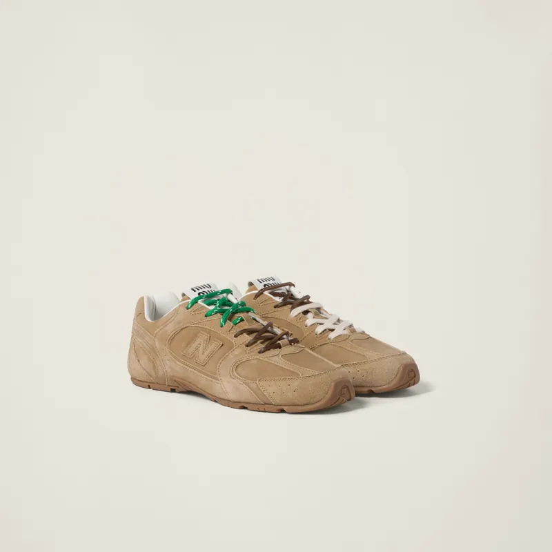 Miu Miu New Balance x Miu Miu 530 SL