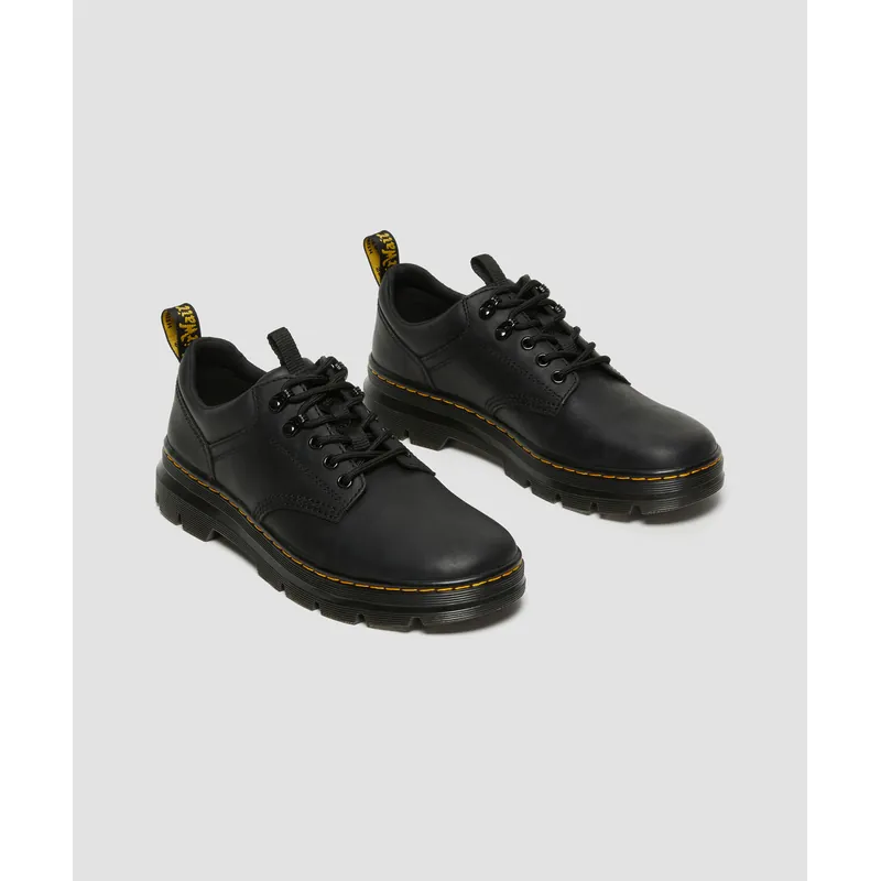 Dr. Martens 리더