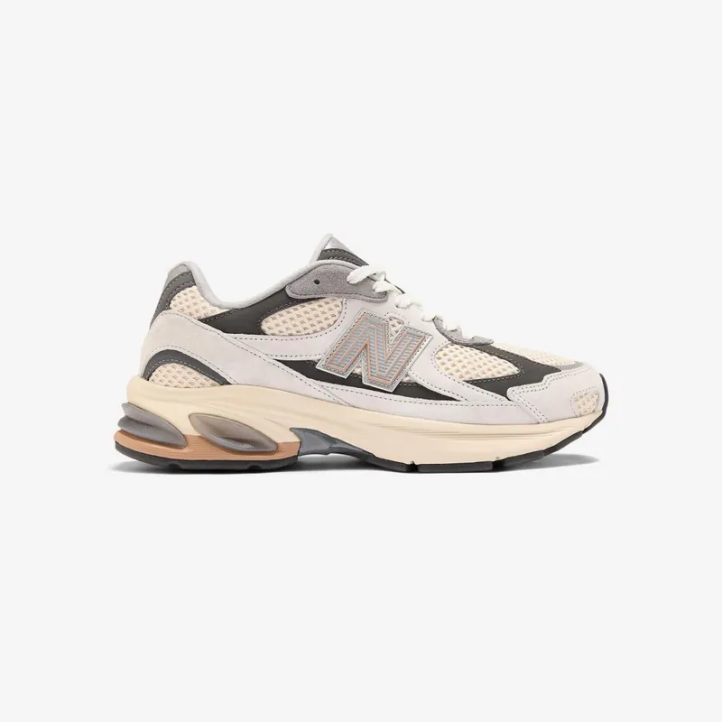 New Balance 앱조브 2010