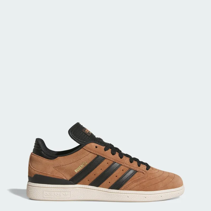 Adidas 부세니츠